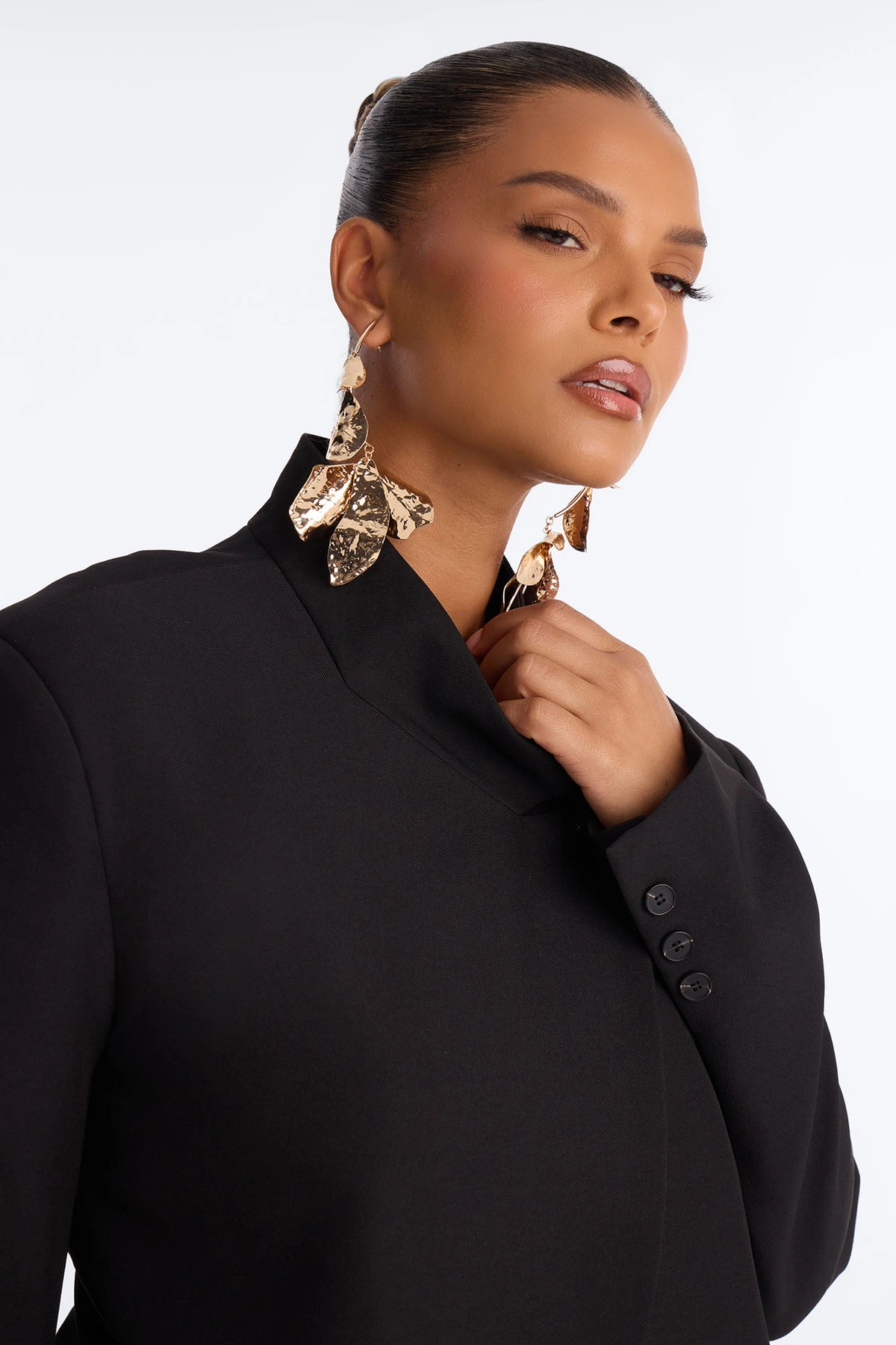 Lotus Floral Drop Earrings - Gold — Dourado