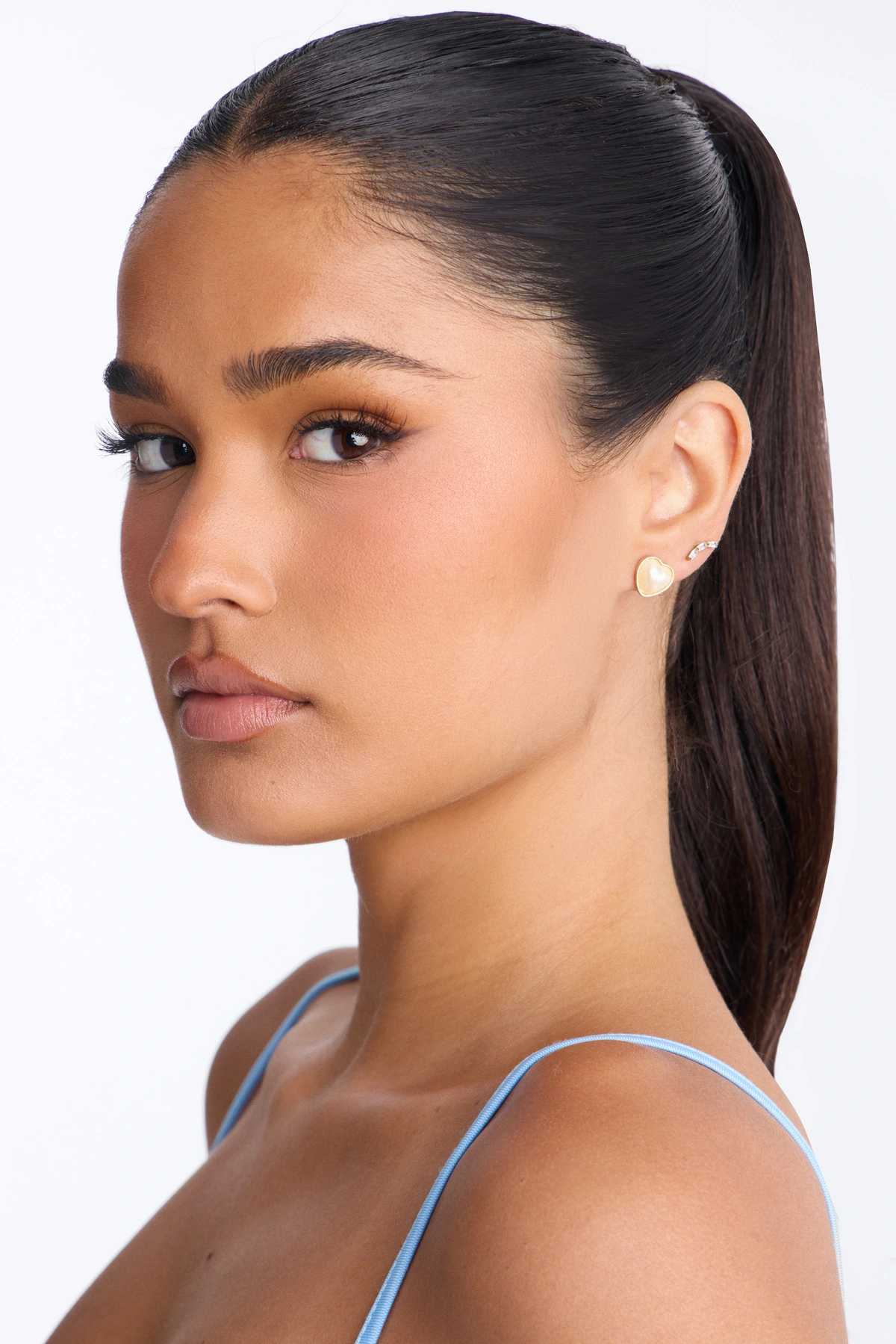 Got Me Blushing Stud Earrings - Gold — Dourado