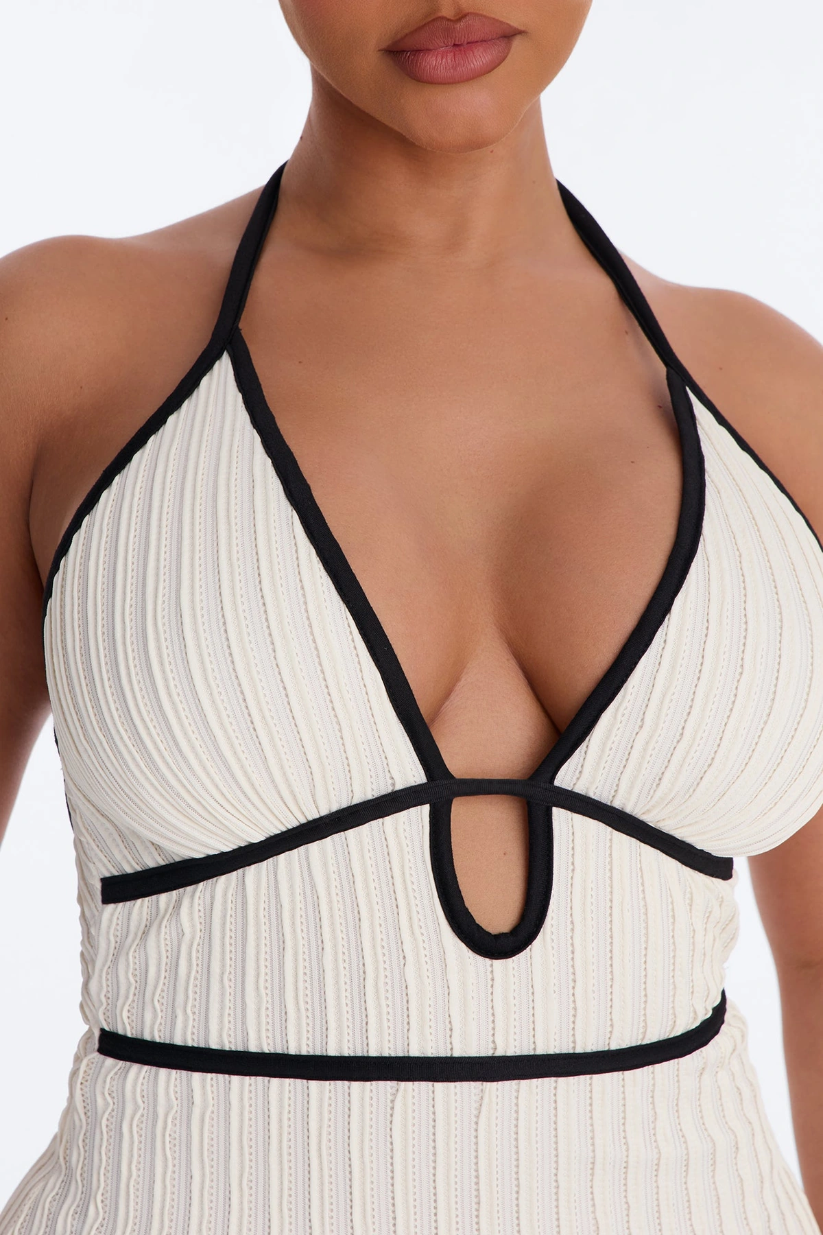 Sunlit Bliss Textured Maxi Dress - Off White — Off Branco
