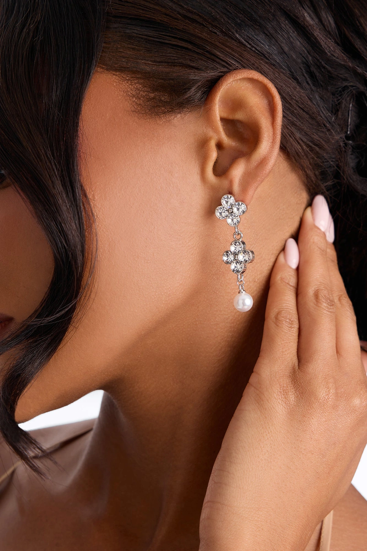 Radiant Clover Drop Earrings - Silver — Prateado