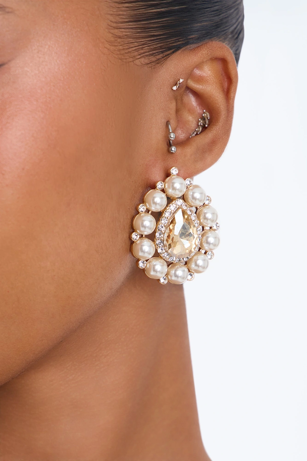 Queen Of The Night Stud Earrings - White/Gold — Branco/Dourado