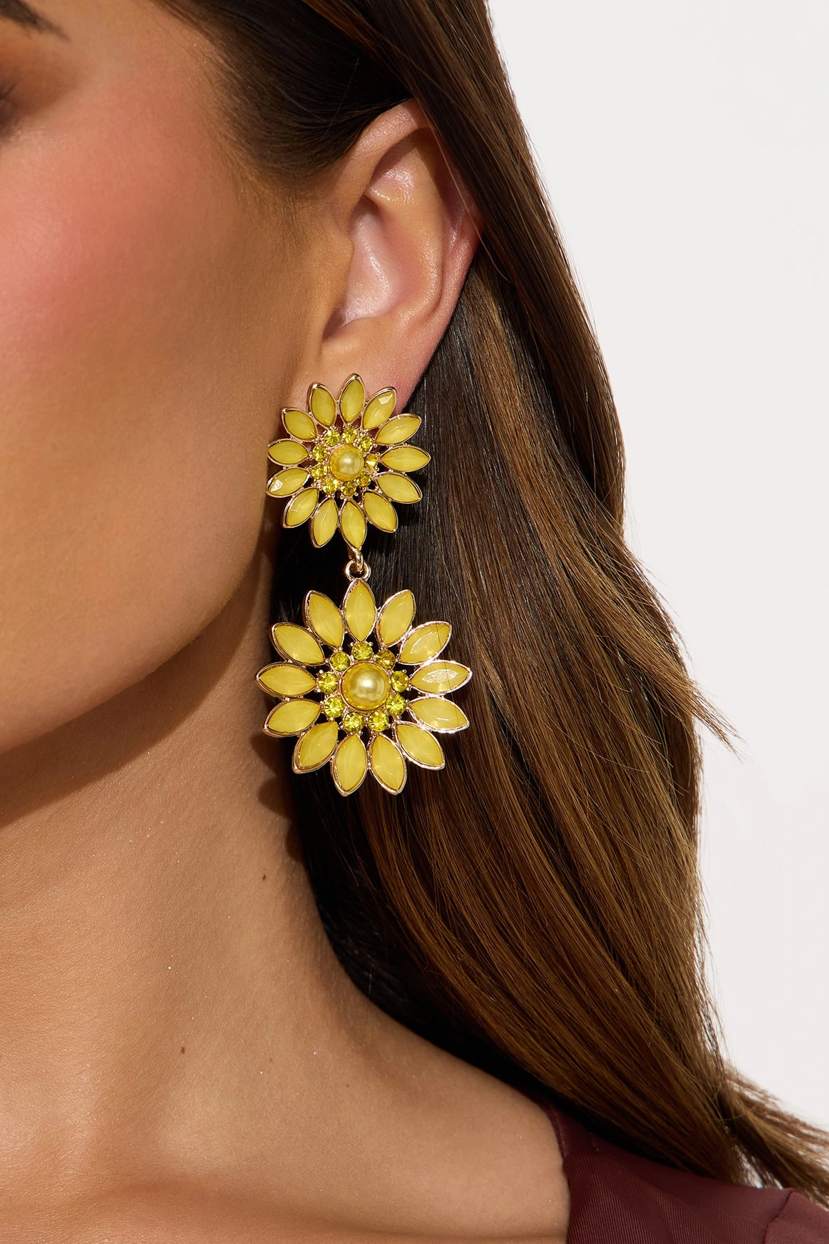 Spring Flower Rhinestone Earrings - Yellow — Amarelo