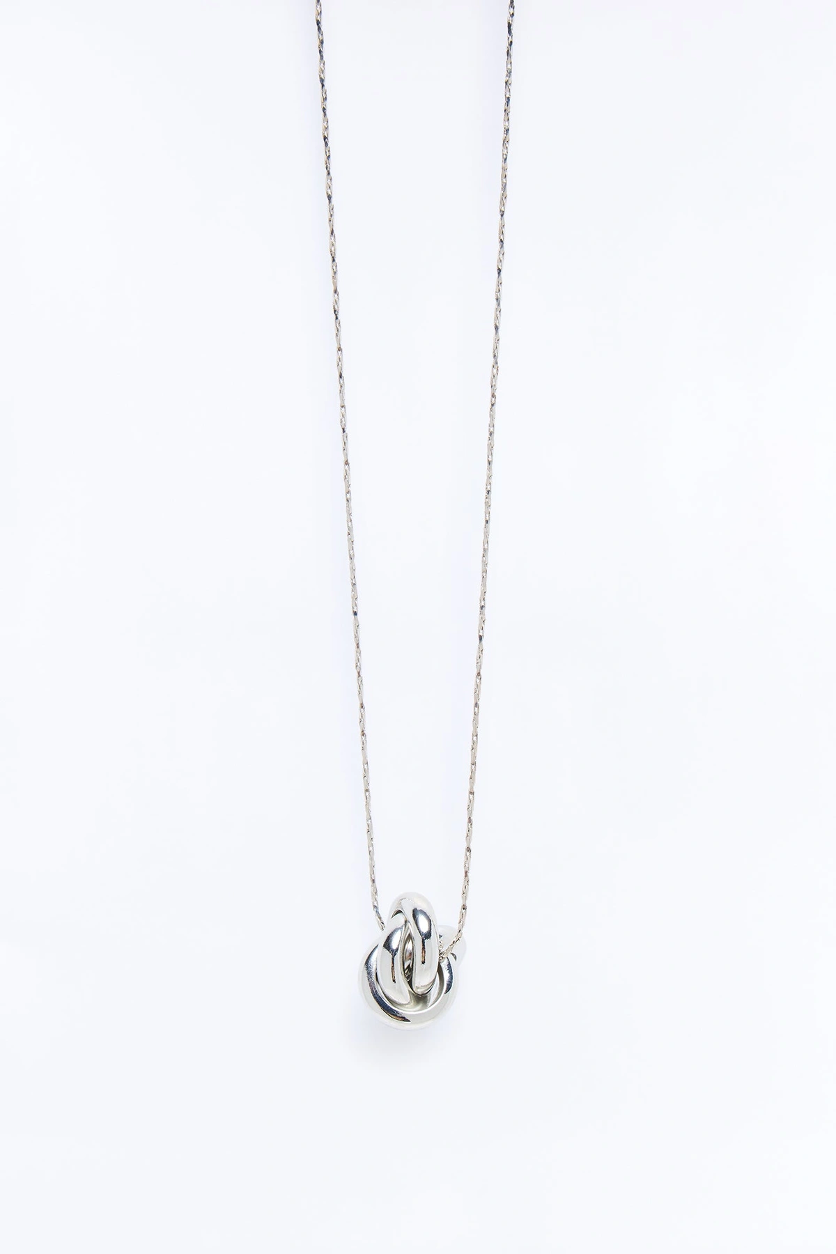 Twisted Ring Necklace - Silver — Prateado