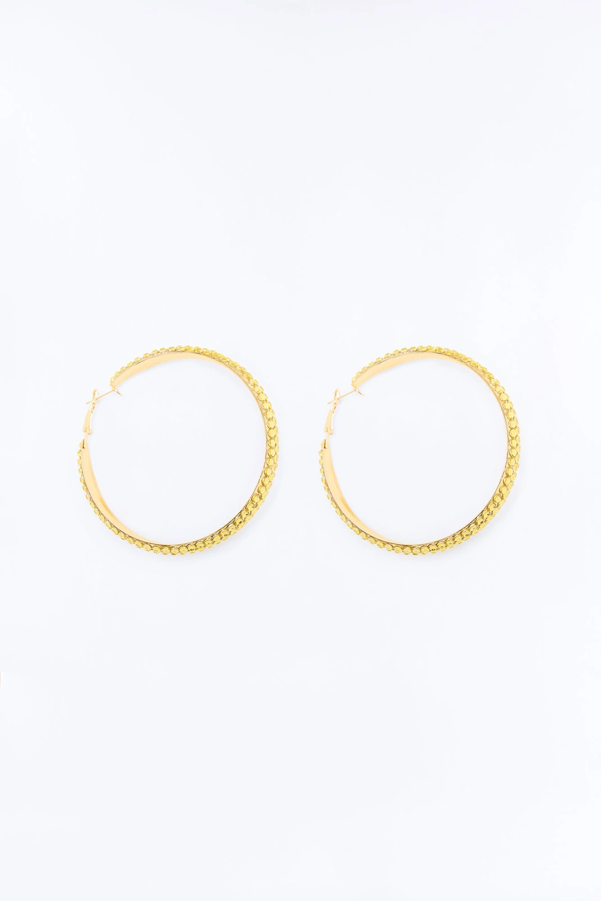 Got Plans Tonight Hoop Earrings - Gold — Dourado
