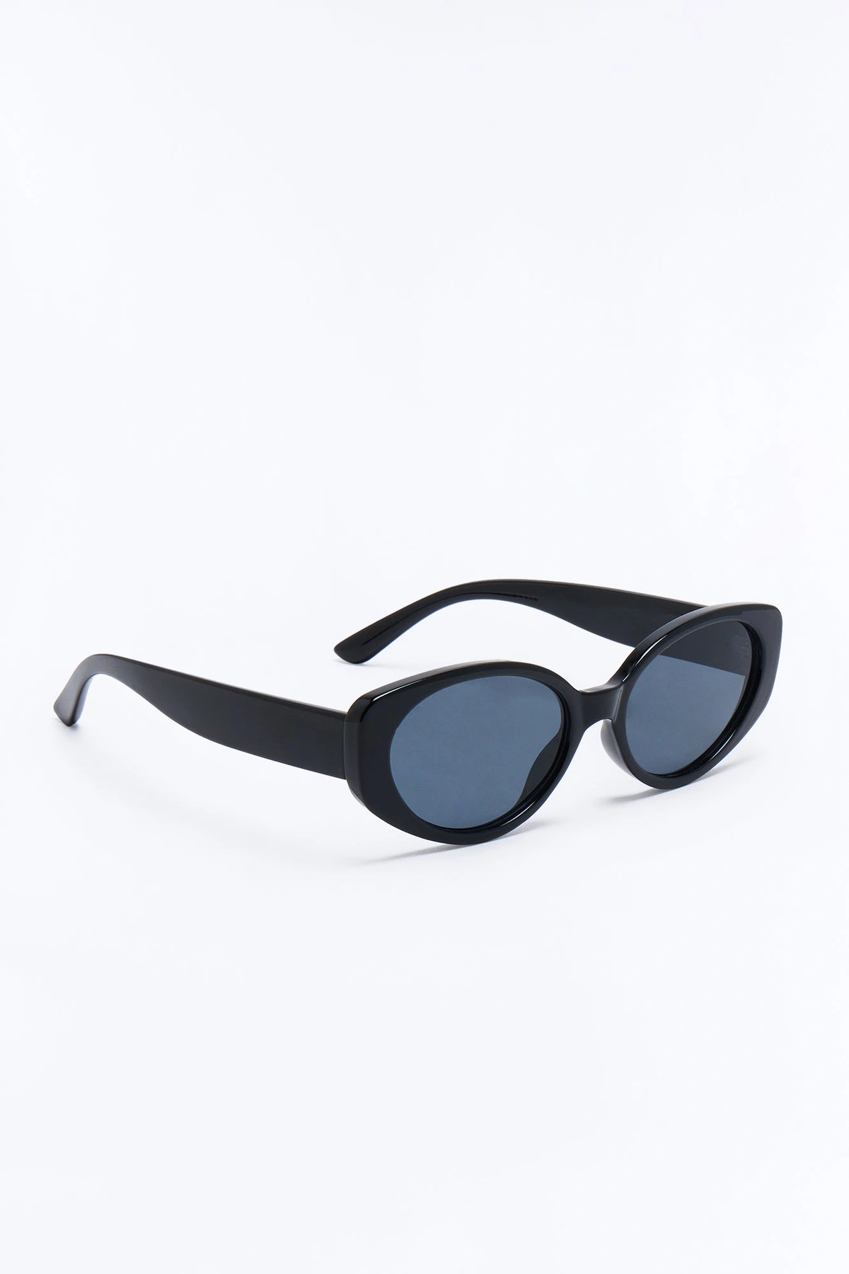 Day Date Sunglasses - Black — Preto