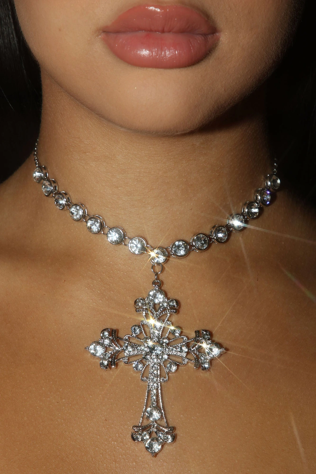 Crossed My Path Necklace - Silver — Prateado