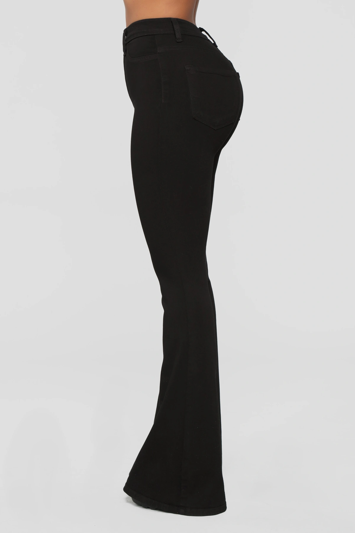 Deep In My Soul Flare Jeans - Black — Preto