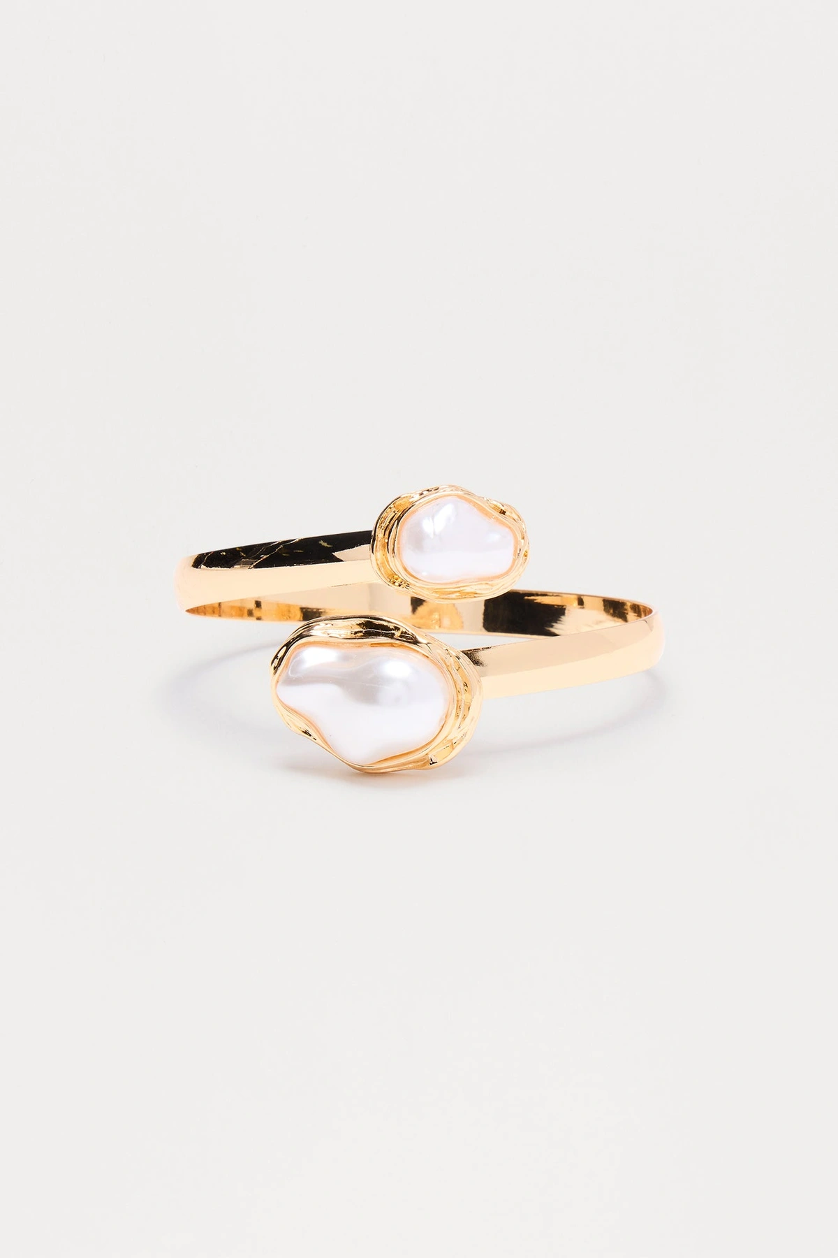 Biggest Treasures Pearl Bracelet - Gold — Dourado