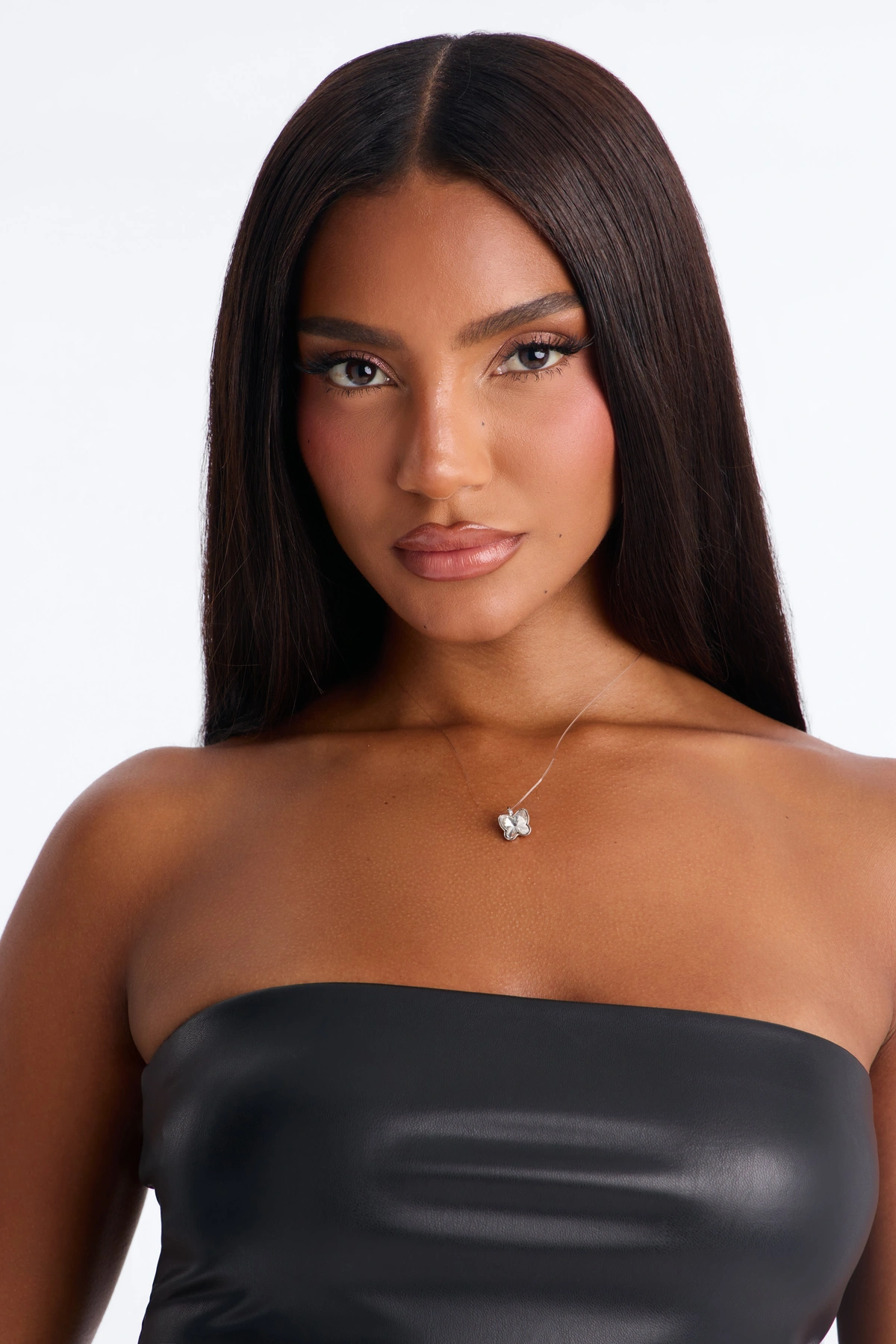 Lighting Your Day Butterfly Necklace - Silver — Prateado