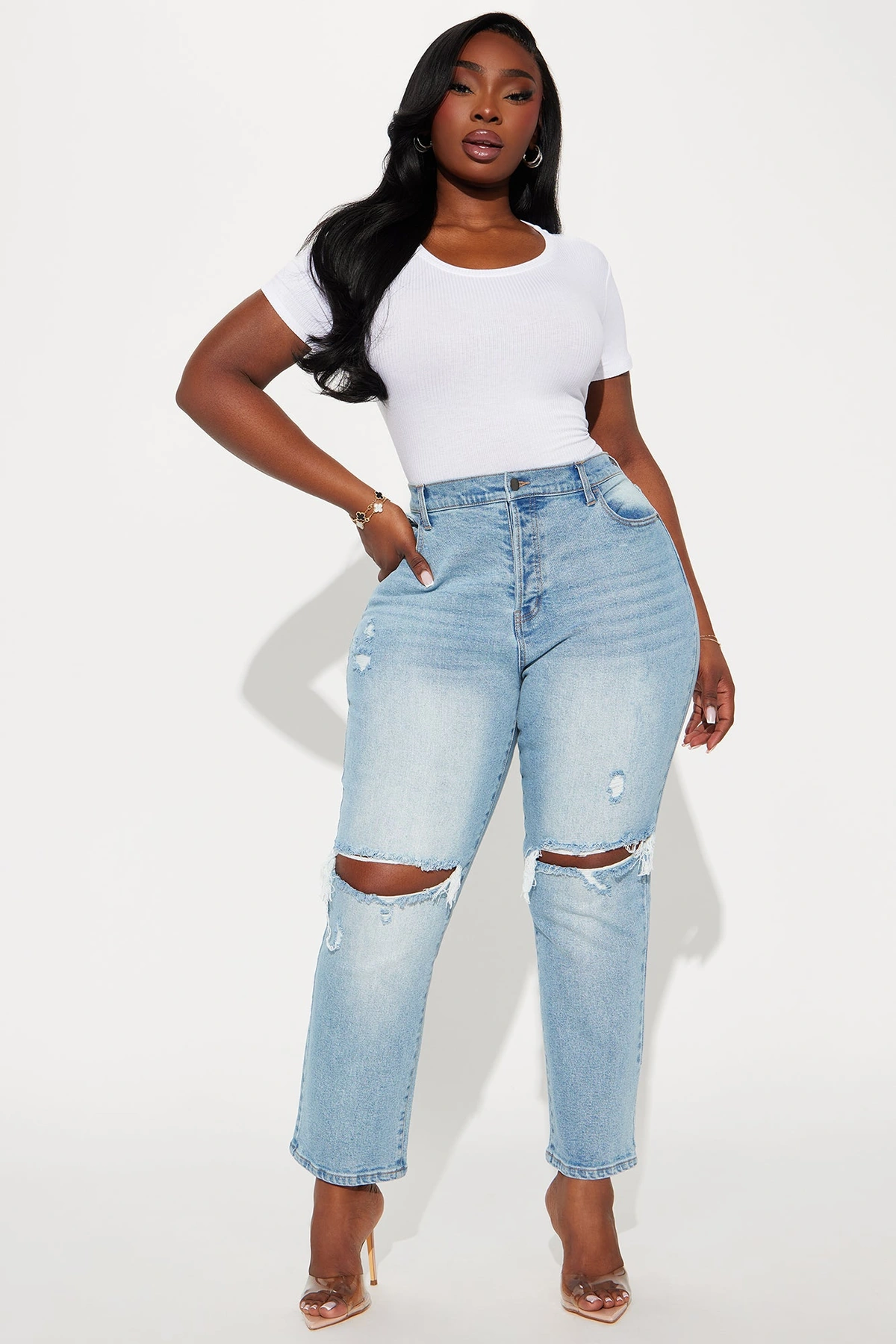 Petite As You Please Ripped Straight Leg Jeans - Light Blue Wash — claro Azul lavagem