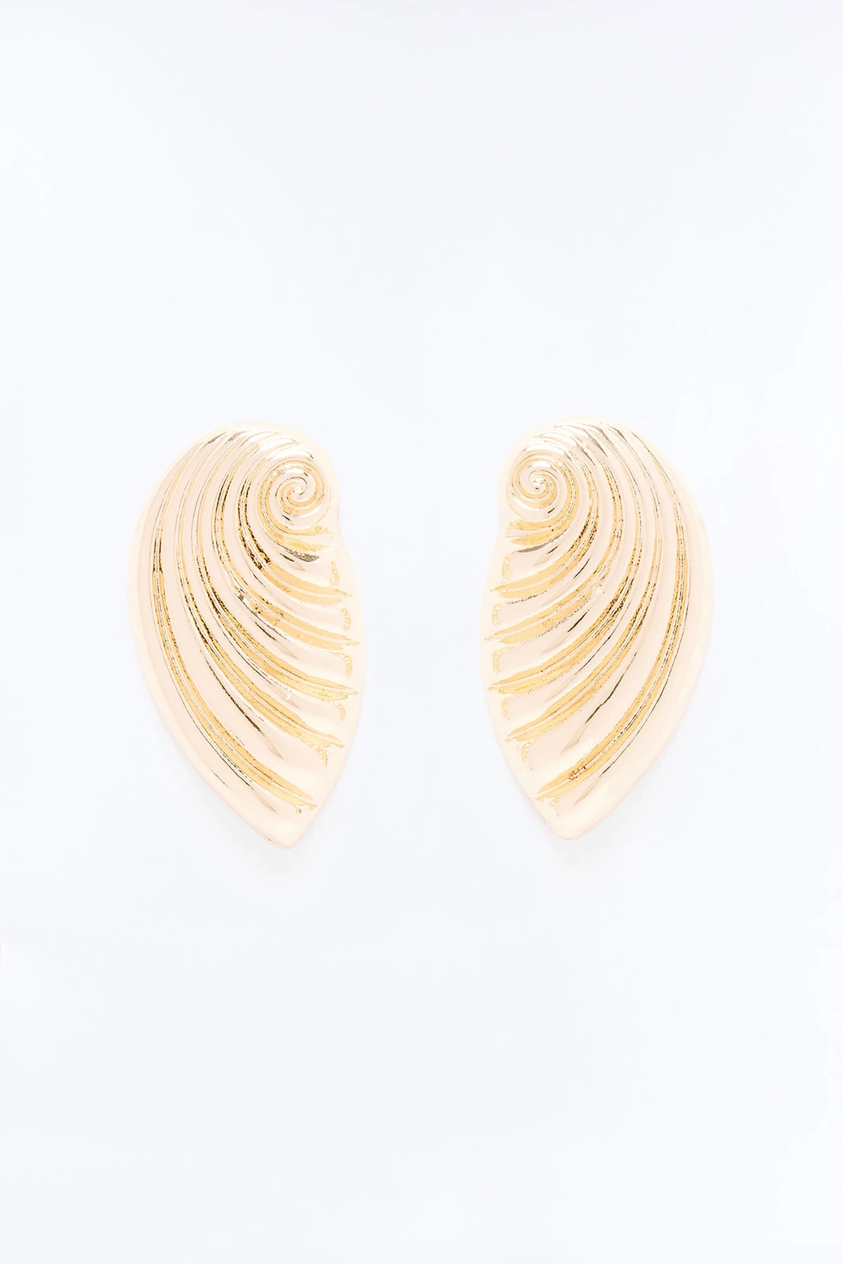 By The Shore Hardware Drop Earrings - Gold — Dourado