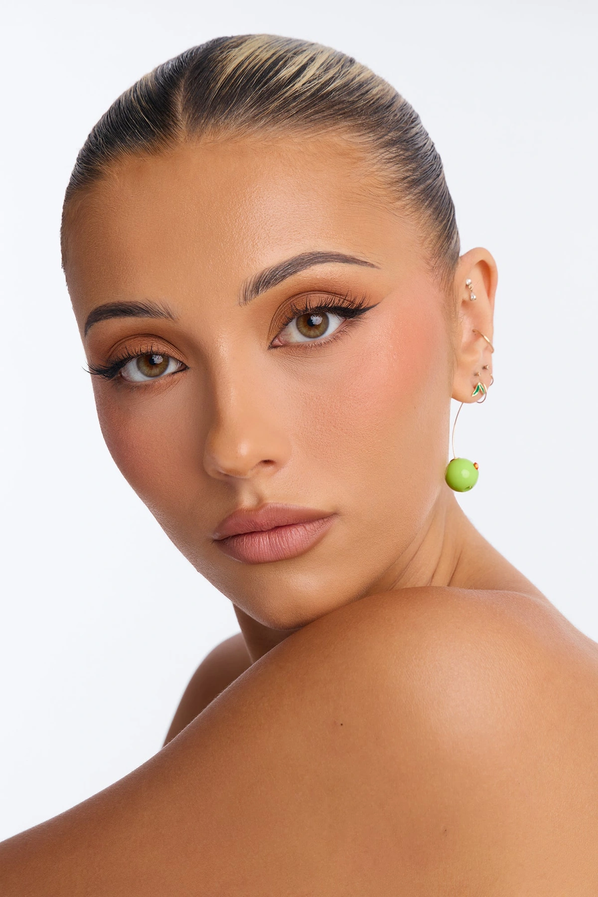 Olive You Drop Earrings - Olive — Verde-azeitona