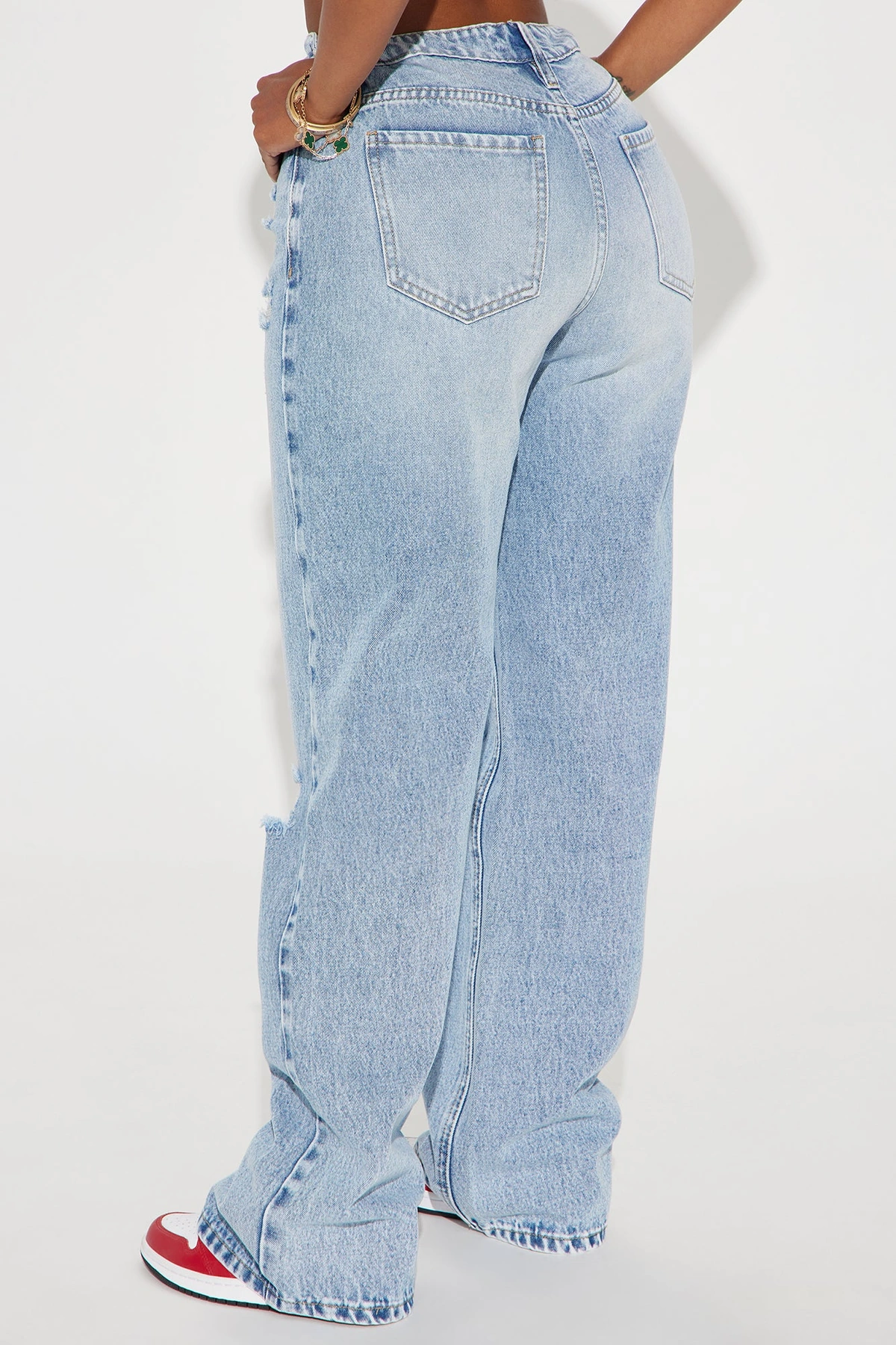 Wondering Why Ripped Straight Leg Jeans - Medium Wash — Ganga de lavagem média