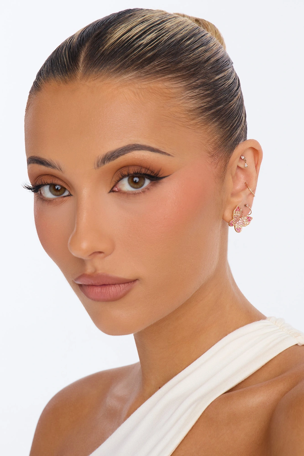 Don't Leave Me Behind Butterfly Stud Earrings - Pink — Rosa