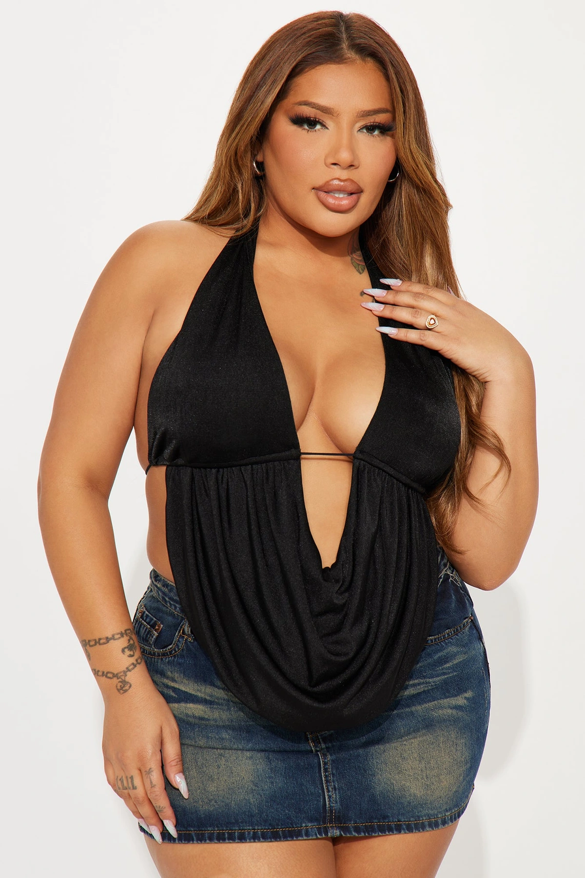 Party On Halter Top - Black — Preto