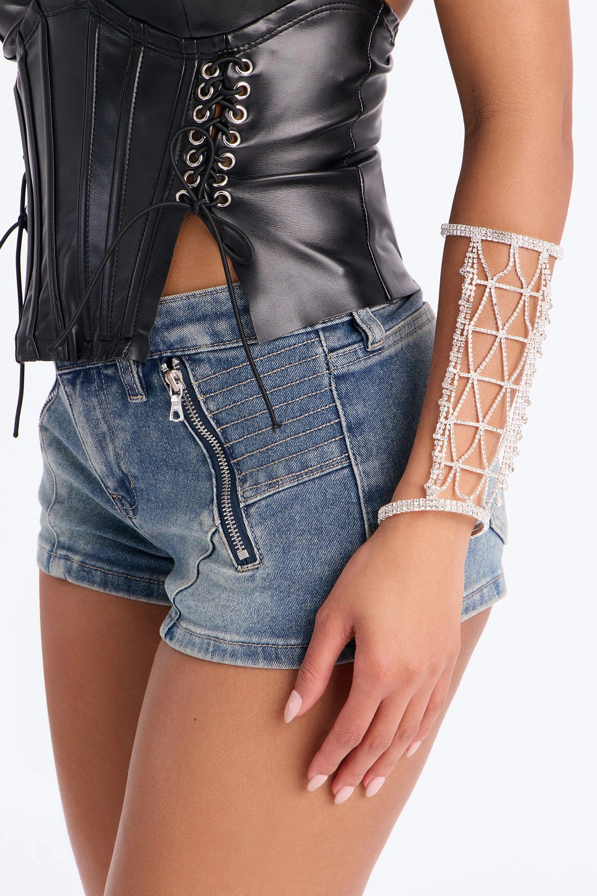 Keep Your Standards High Rhinestone Arm Cuff - Silver — Prateado
