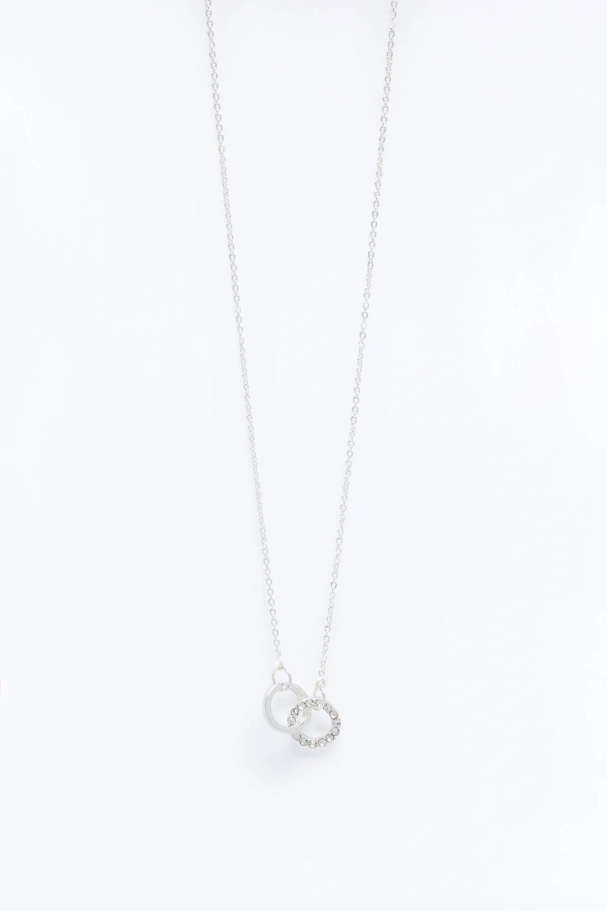 Internal Link Pendant Necklace - Silver — Prateado