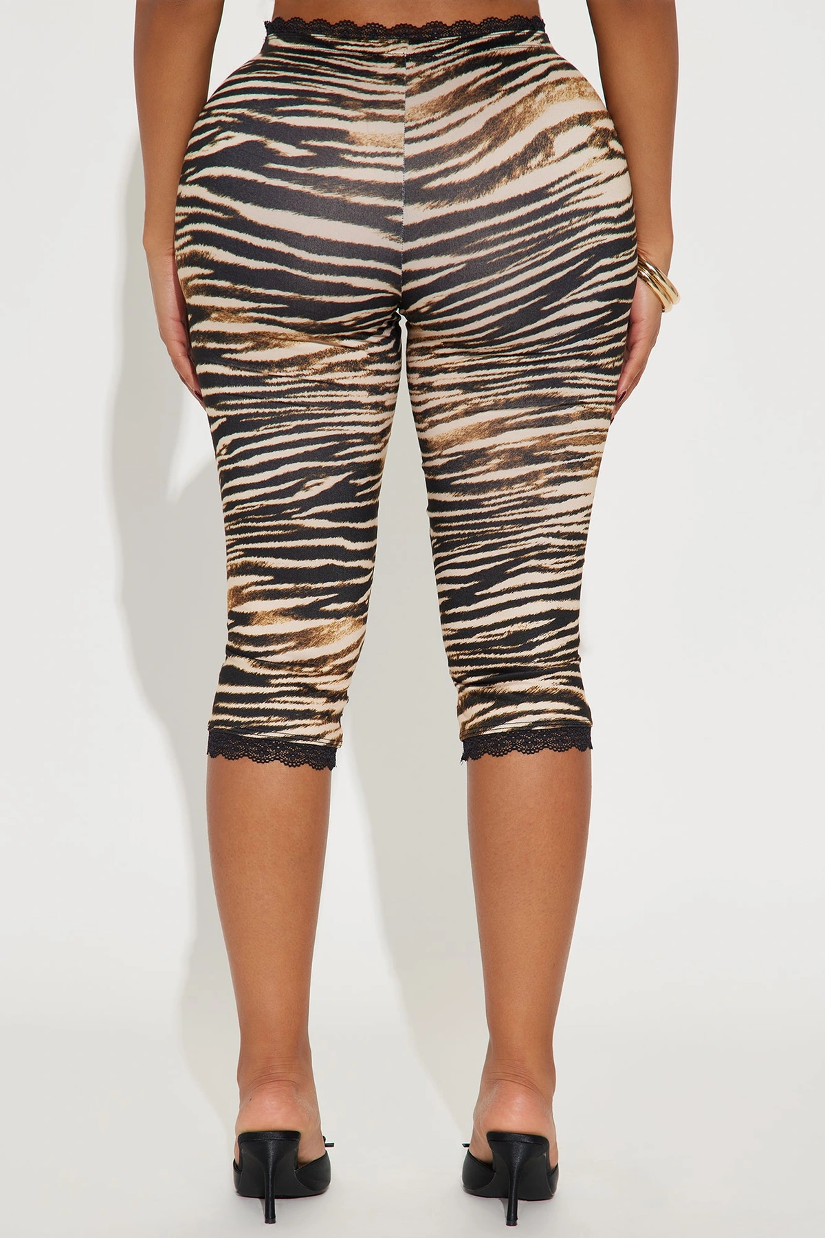 Florentina Lace Trim Capri Legging - Tan/Multi — Castanho-claro/Multicolor